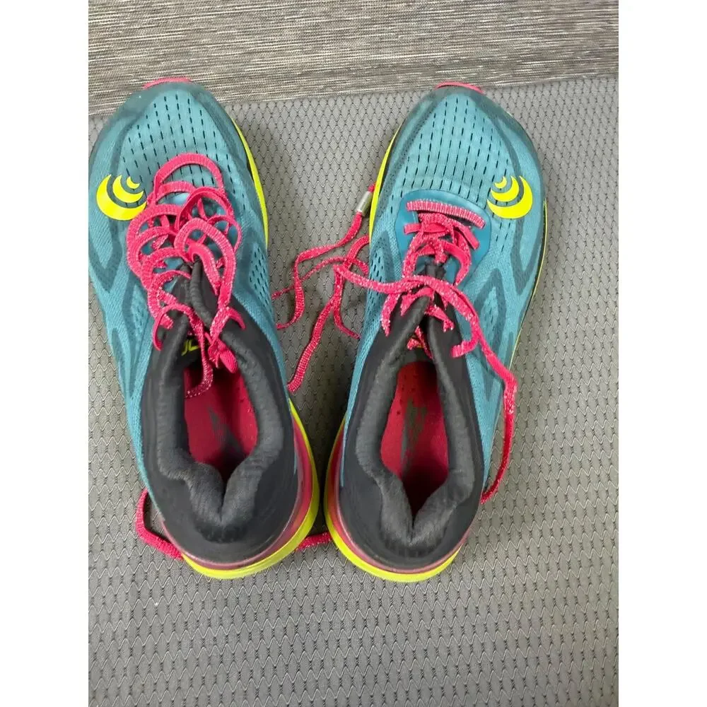 Topo athletic womens
